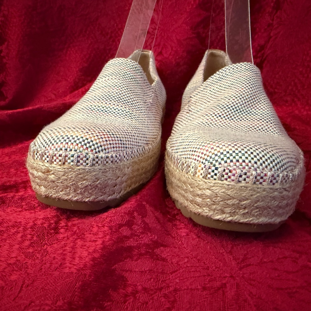 Dr. Scholl's Pastel Rainbow Woven Espadrille Slip-Ons Reposhing these cute shoes - Picture 9 of 9